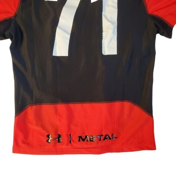 Under Armour Metal red black white 71 OL short sleeve top sz XL - Picture 6 of 11